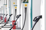 充電樁和儲能系統應該怎么配合好?