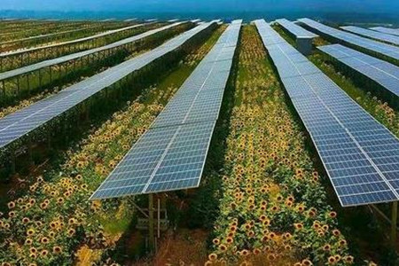 屋頂安裝光伏發(fā)電對房屋有害嗎?這些方面需考量!