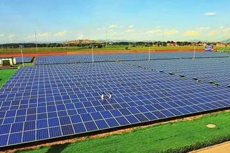 屋頂光伏發電項目對屋頂有損害嗎?