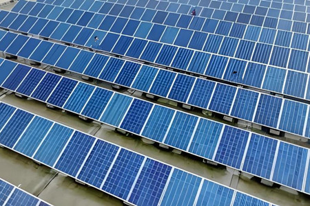 廠家帶你一分鐘了解屋頂光伏發電